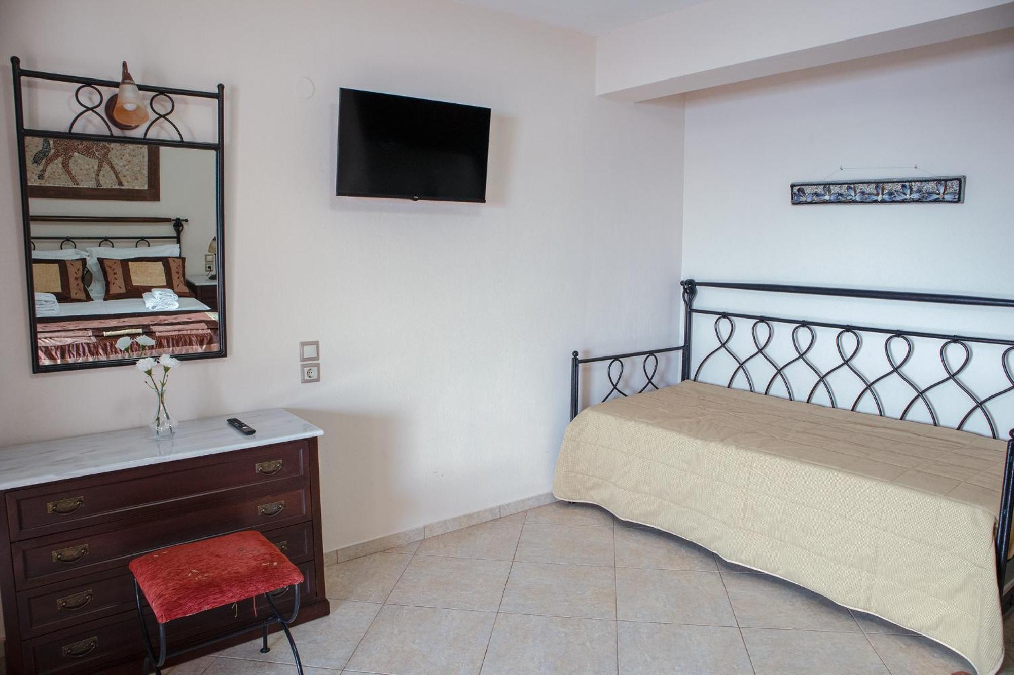 Aparthotel Sossinola Steni Vala Alonissos Esterno foto